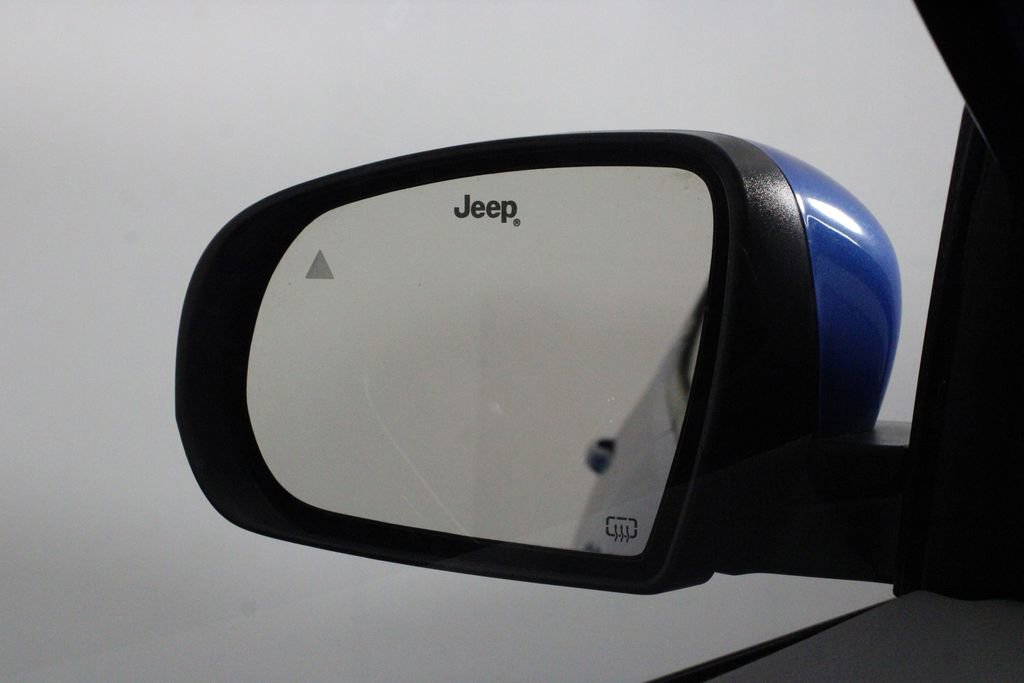 Used 2021 Jeep Compass Limited w/ Elite Exterior Group AWD/4WD image 41