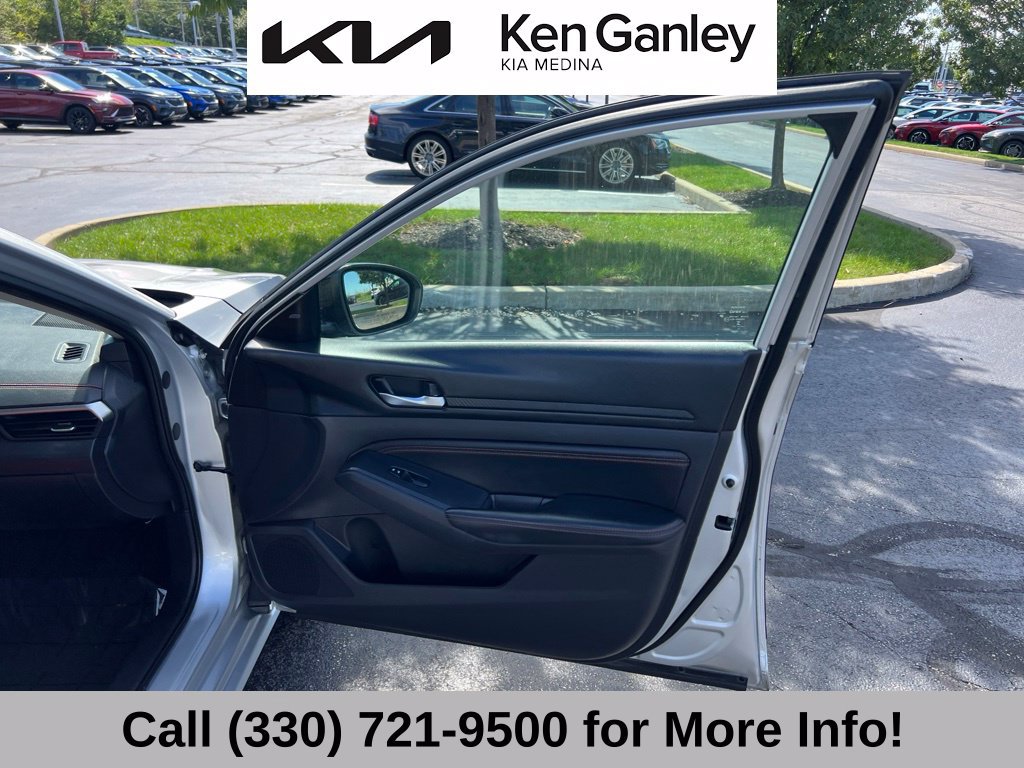 Used 2020 Nissan Altima 2.5 SR FWD image 52