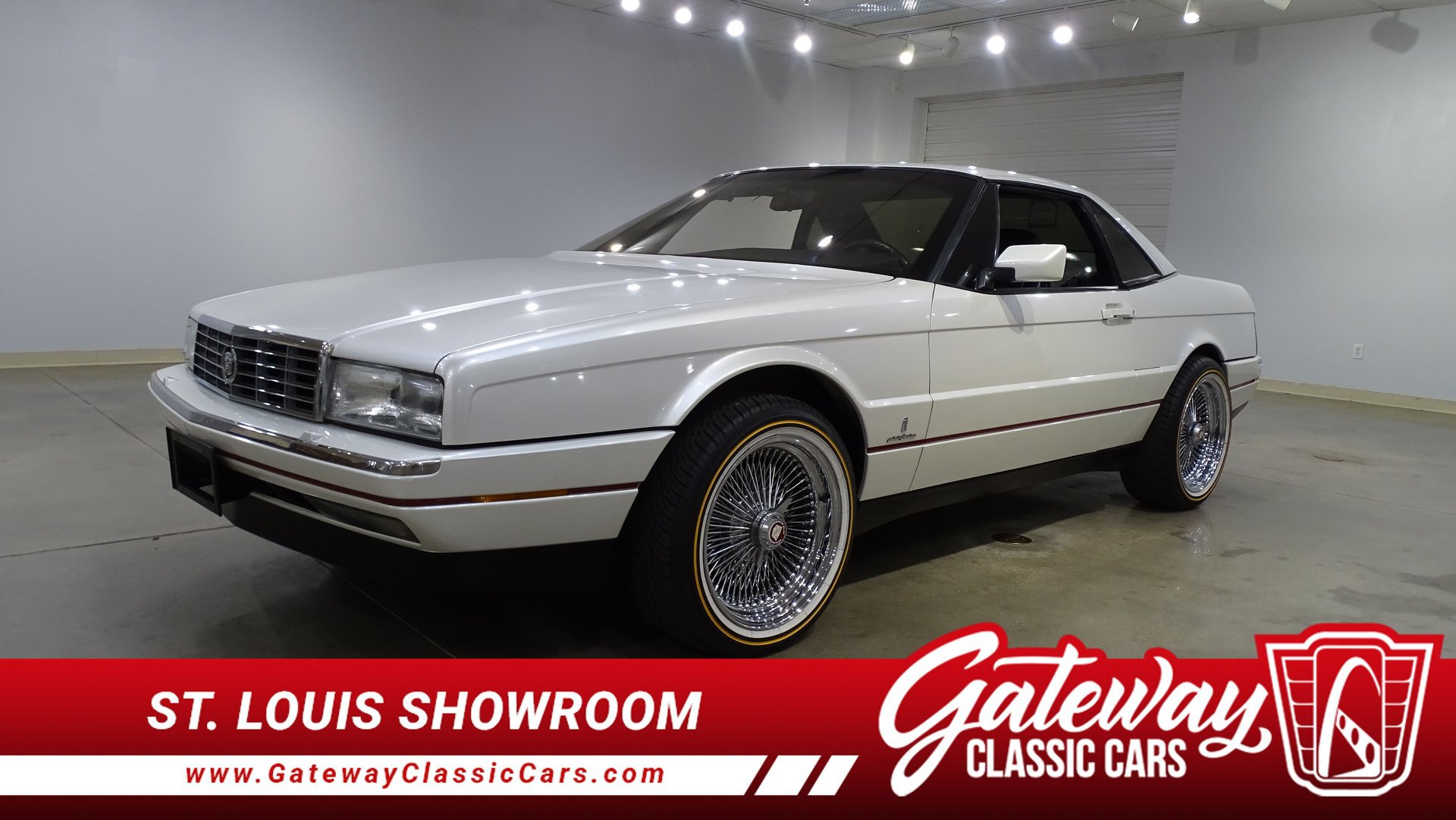 Used 1991 Cadillac Allante FWD video 1