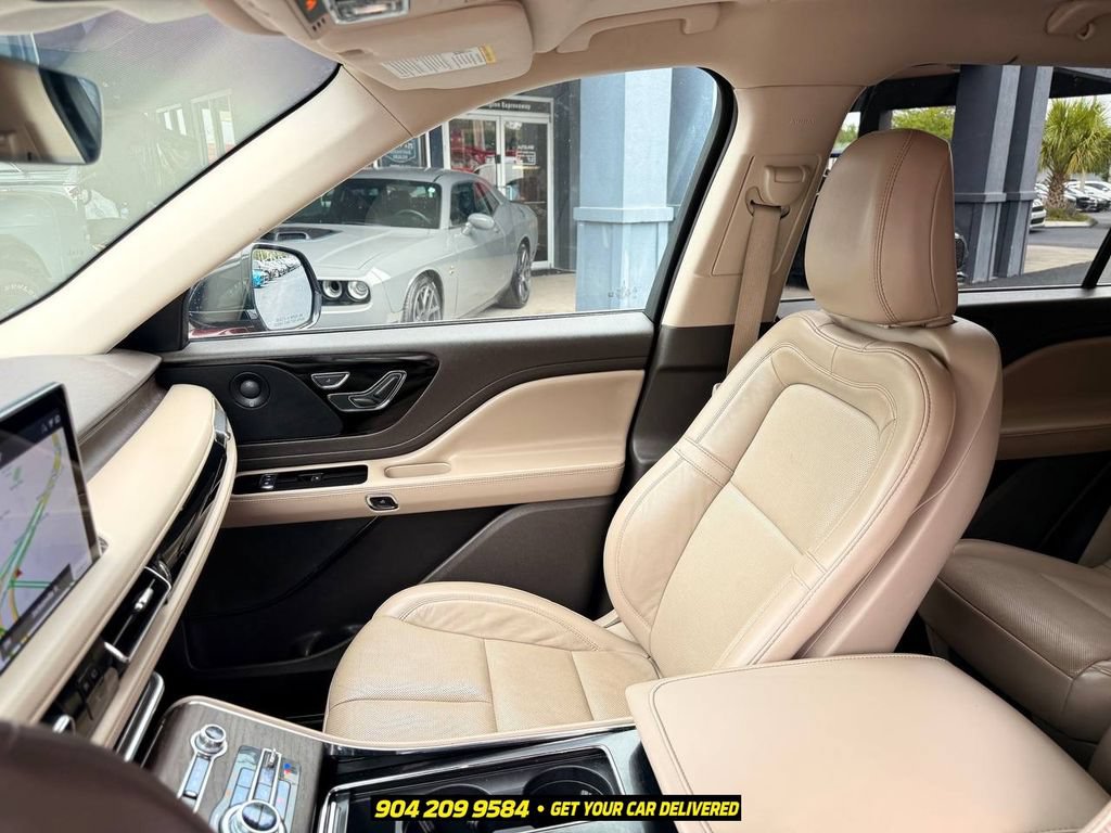 Used 2021 Lincoln Aviator Reserve w/ Class IV Trailer Tow Package AWD/4WD image 24