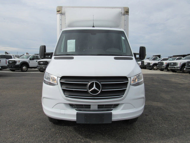 Used 2023 Mercedes-Benz Sprinter 4500 image 8