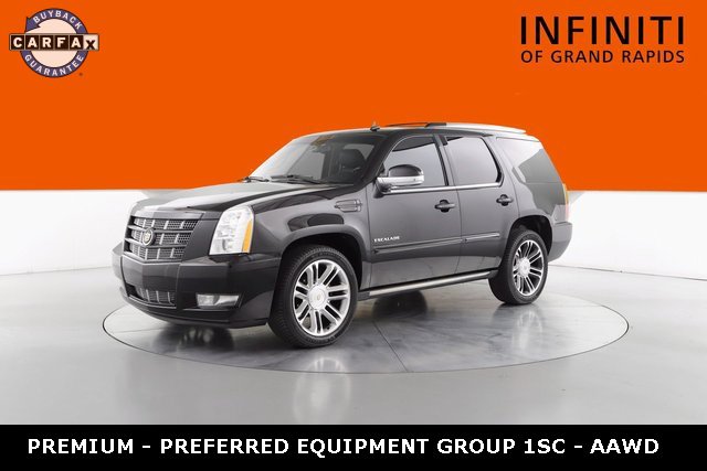Used 2013 Cadillac Escalade Premium image 7