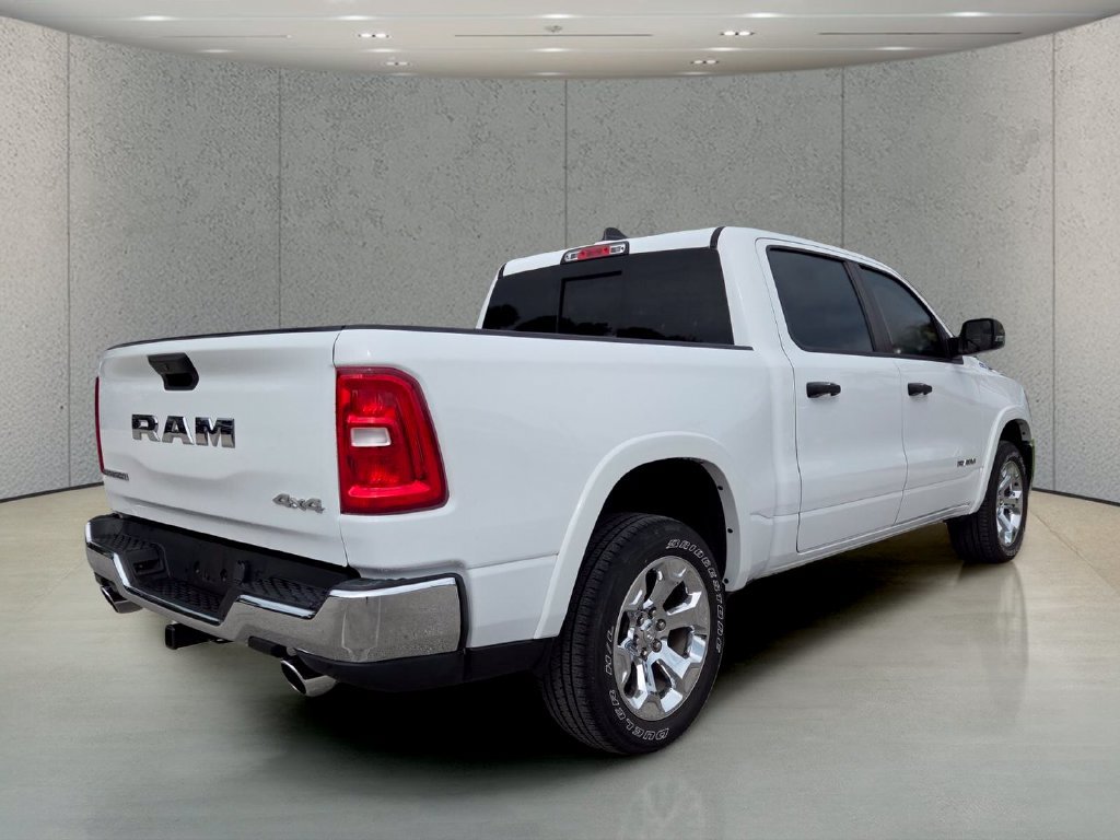Used 2025 RAM 1500 Big Horn AWD/4WD image 6
