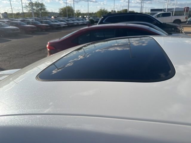 Used 2018 Honda Accord EX image 10