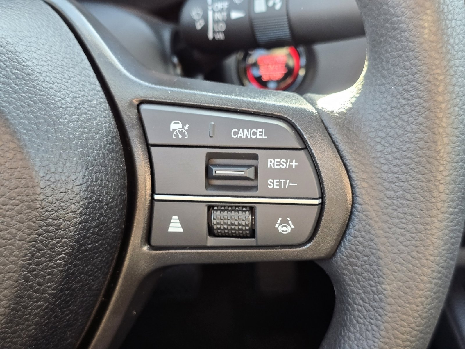 New 2025 Honda Accord SE image 31