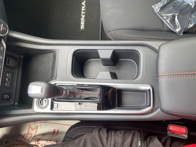 New 2025 Nissan Sentra SR image 24