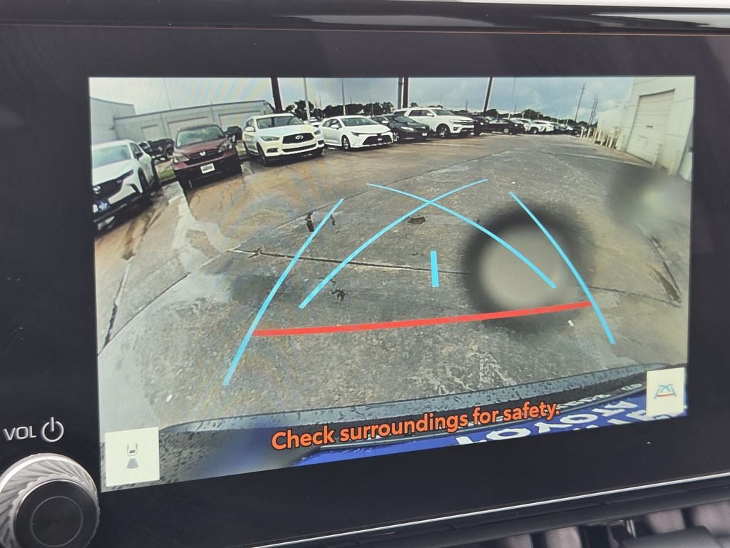 Used 2025 Toyota RAV4 LE FWD image 15