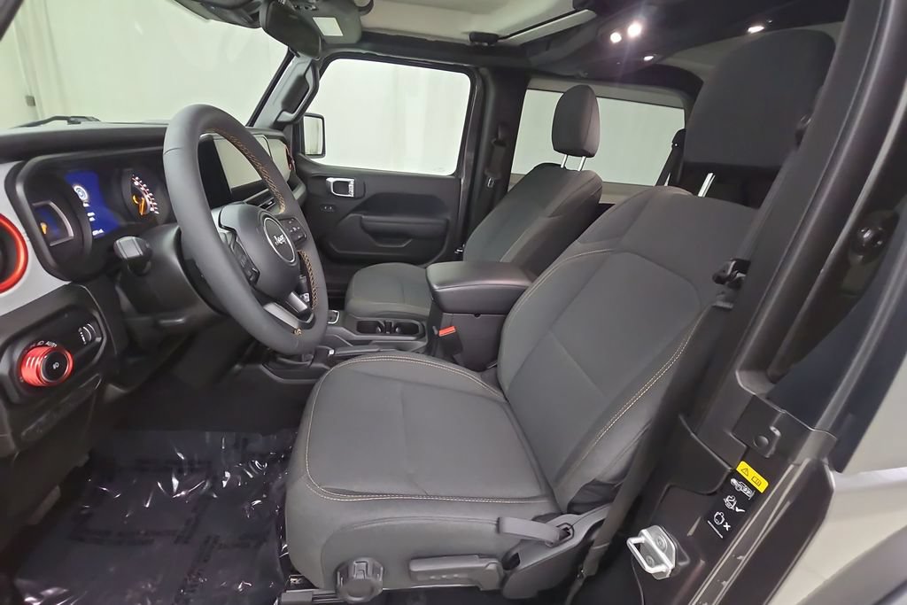 Used 2024 Jeep Wrangler Sport AWD/4WD image 12