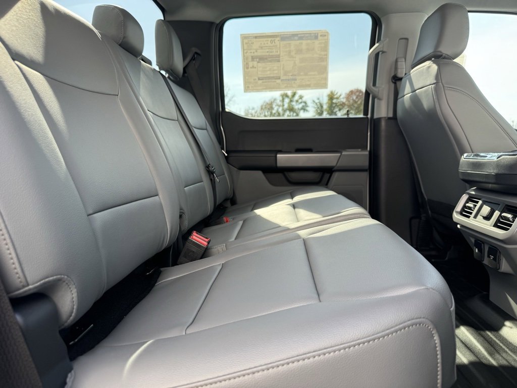 New 2024 Ford F150 Lightning Pro image 18