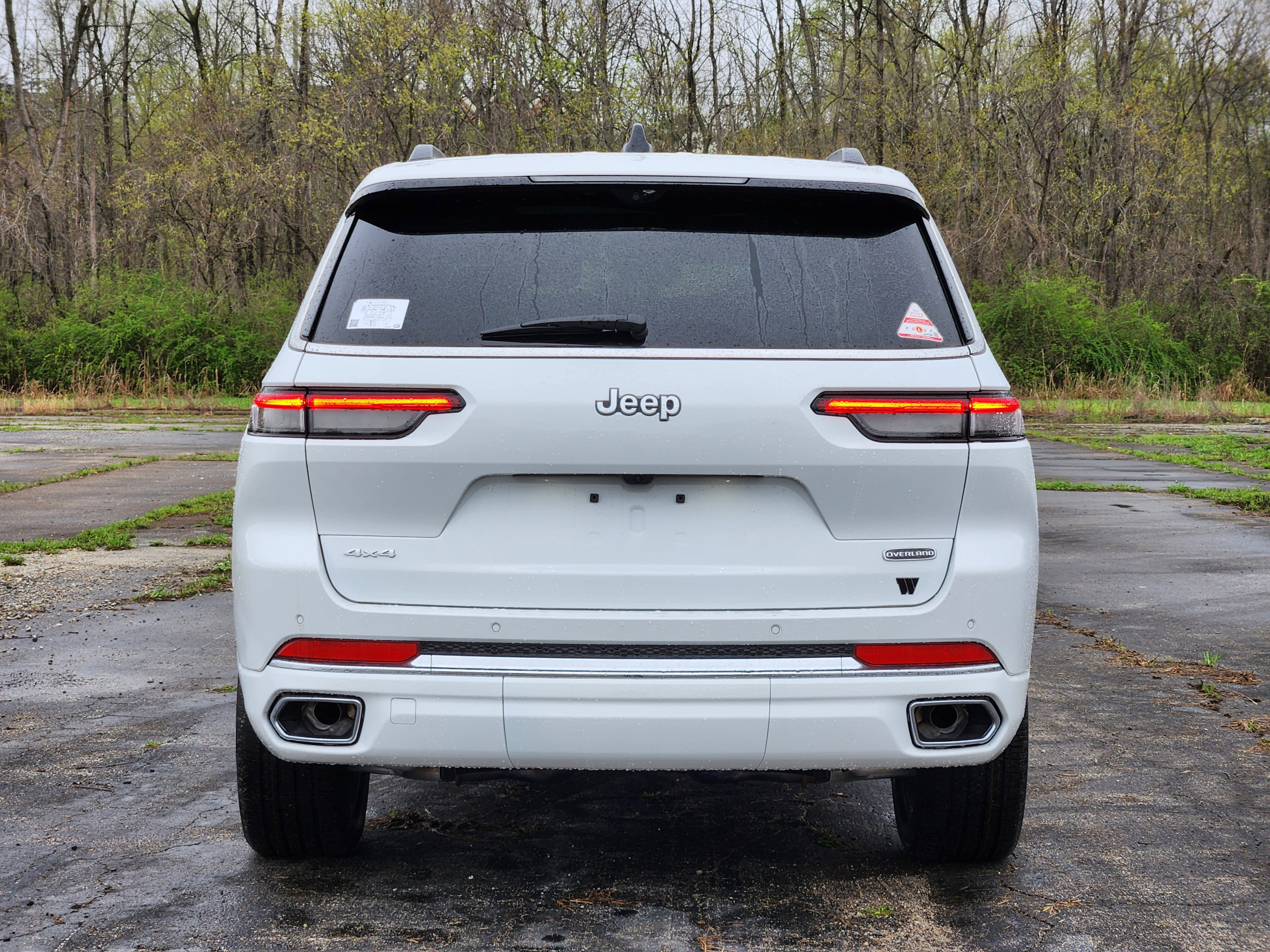 New 2025 Jeep Grand Cherokee L Overland w/ Luxury Tech Group IV image 21