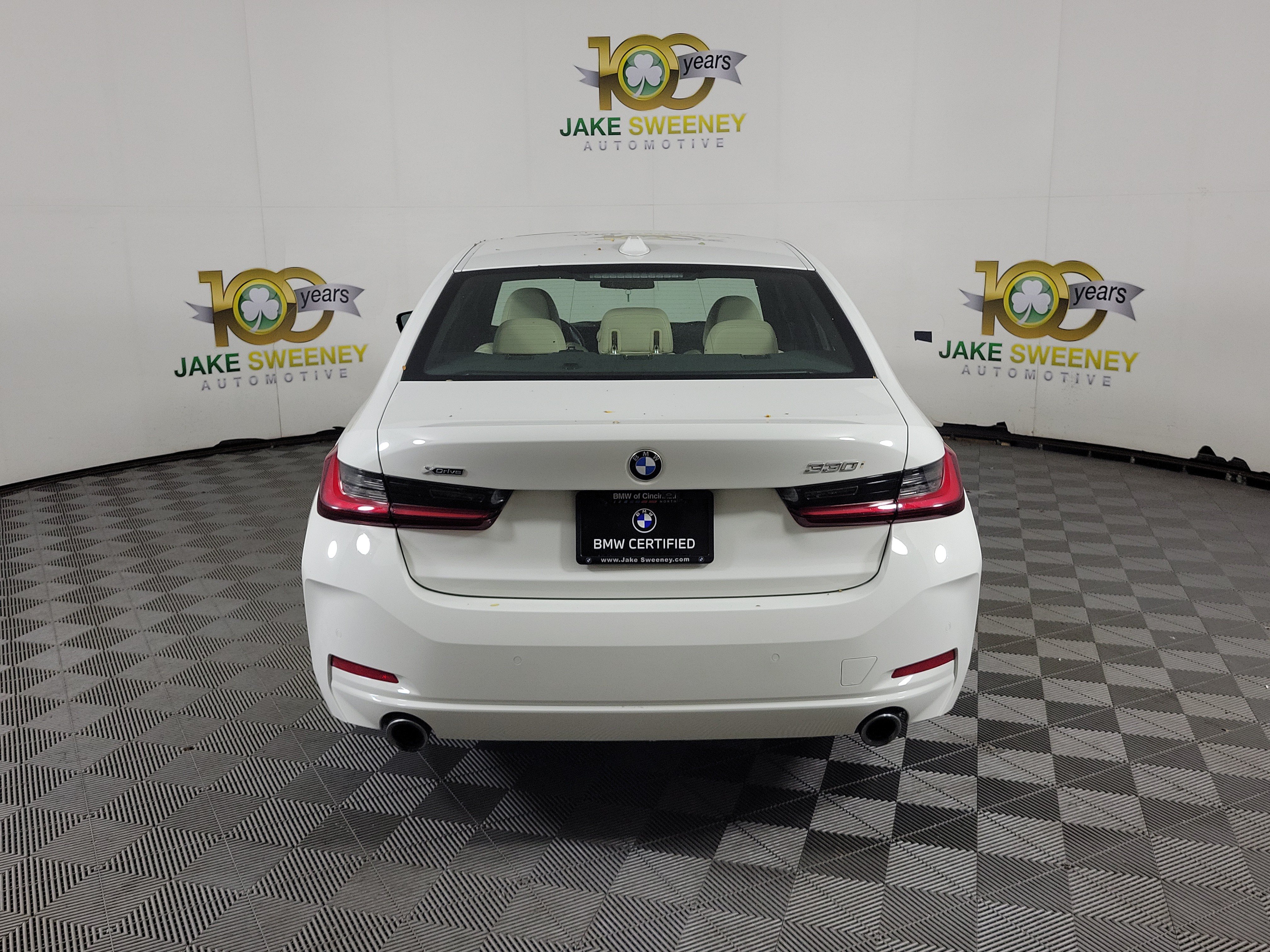 Used 2023 BMW 330i xDrive Sedan w/ Parking Assistance Package AWD/4WD image 6