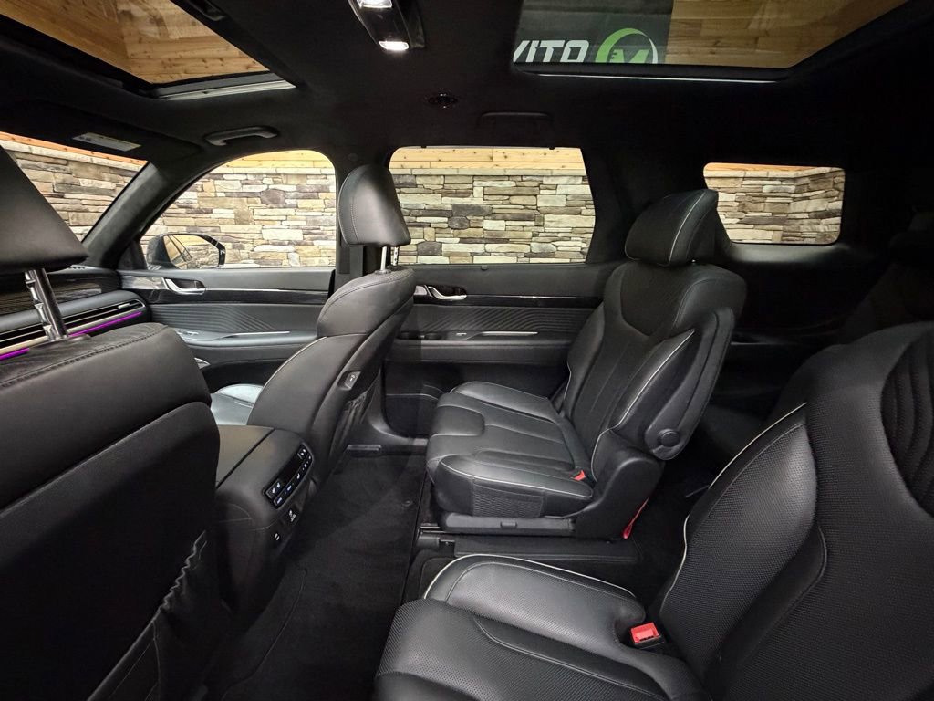 Used 2023 Hyundai Palisade Calligraphy w/ Cargo Package image 31