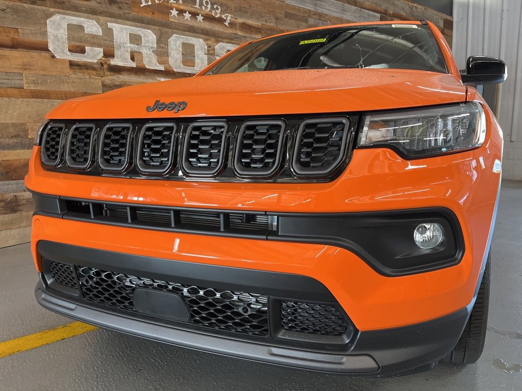 New 2026 Jeep Compass Latitude image 18