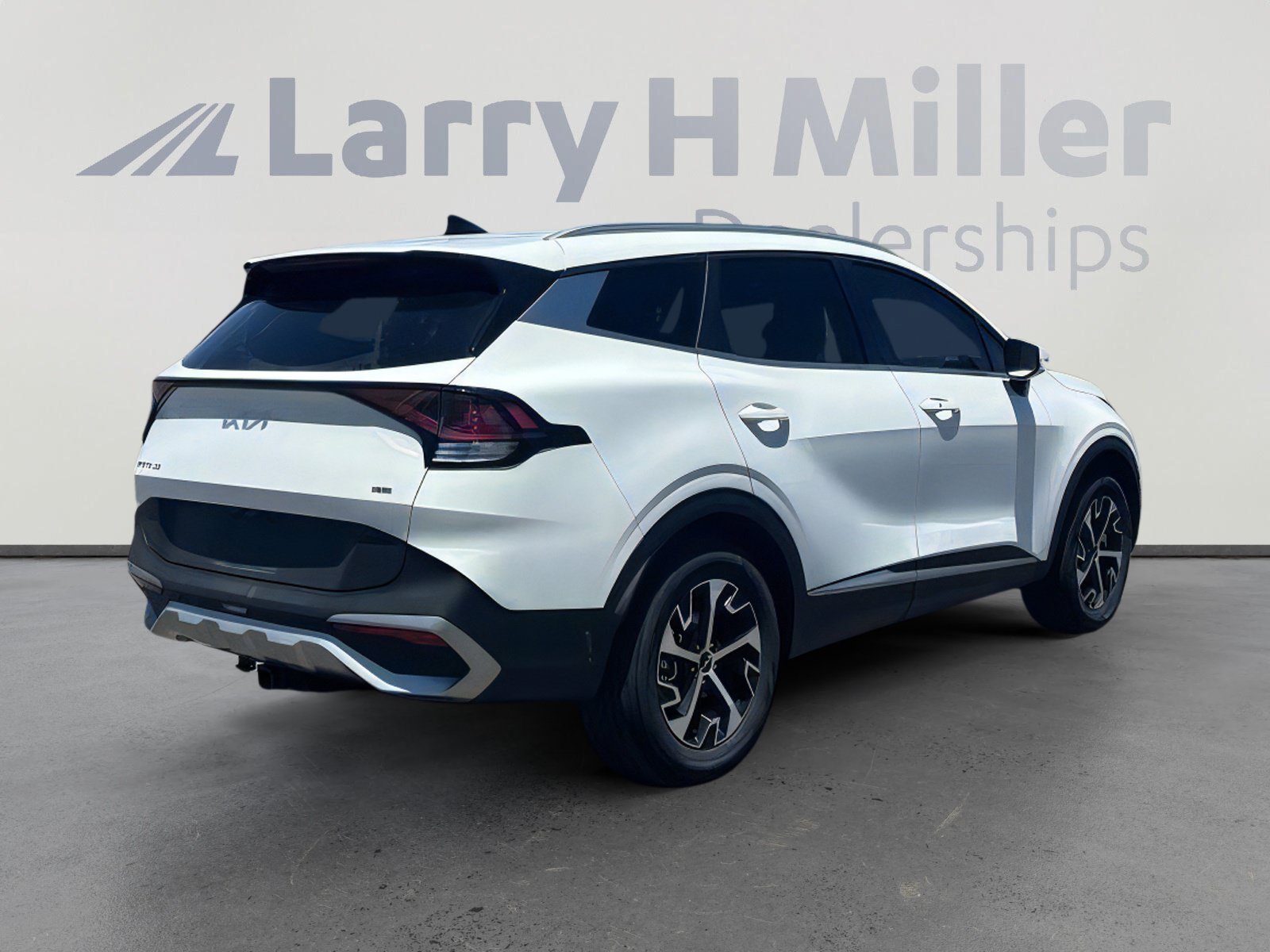Used 2023 Kia Sportage EX AWD/4WD image 6