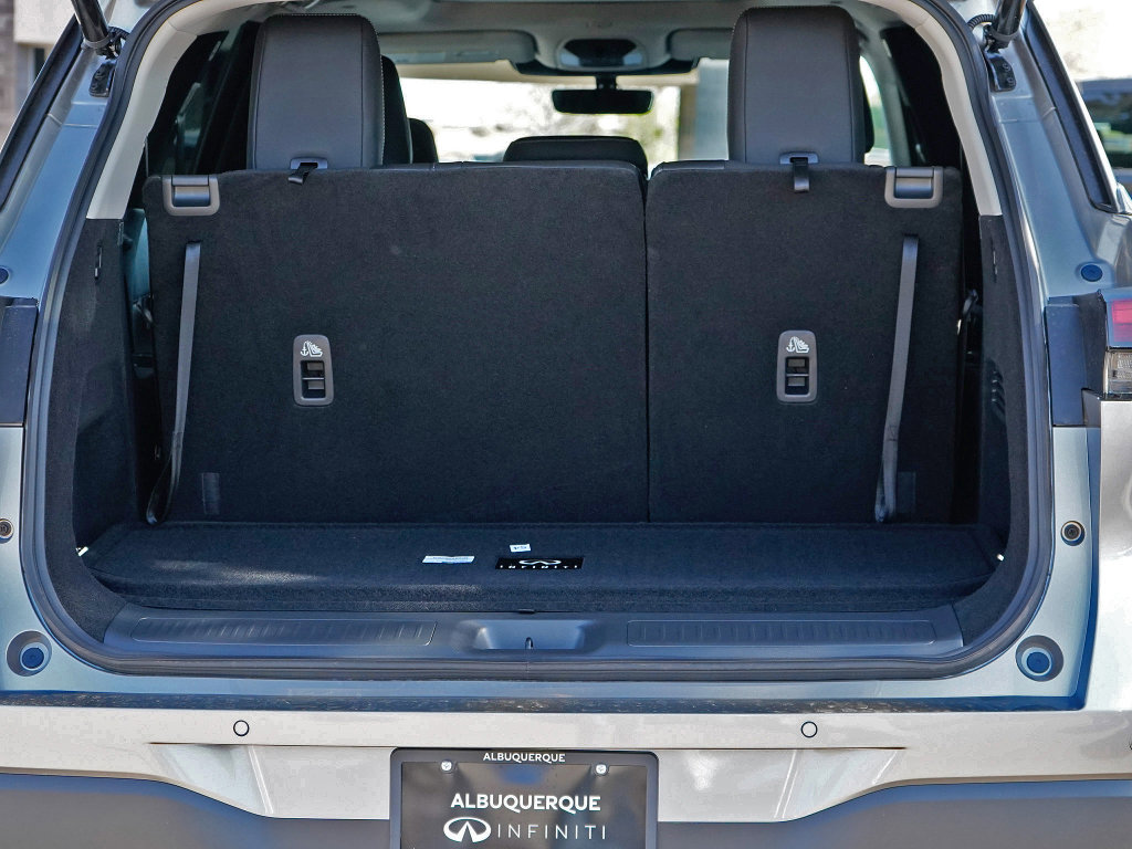 New 2026 INFINITI QX60 Luxe w/ Cargo Package image 13