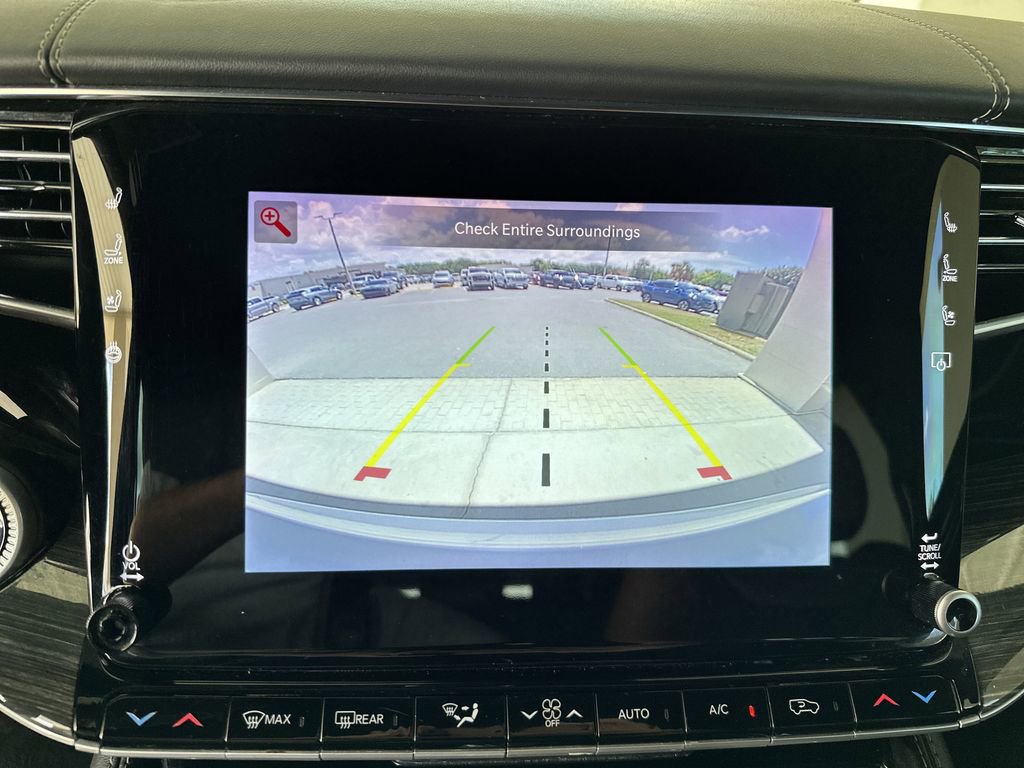 Used 2022 Jeep Wagoneer Series II w/ Premium Group I AWD/4WD image 28