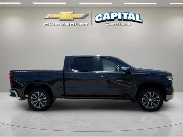 Used 2023 Chevrolet Silverado 1500 LT AWD/4WD image 6