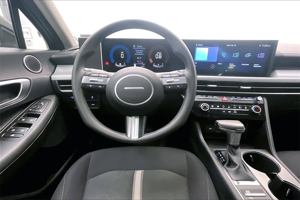 Certified 2025 Hyundai Sonata SE image 4