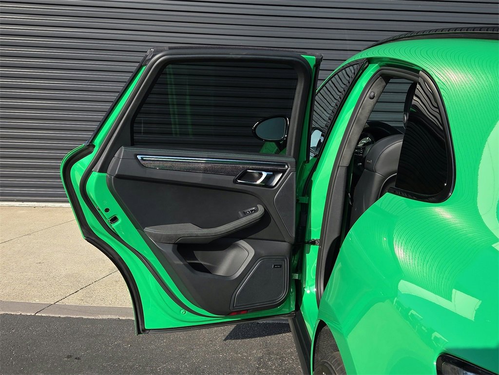 New 2026 Porsche Macan GTS image 16