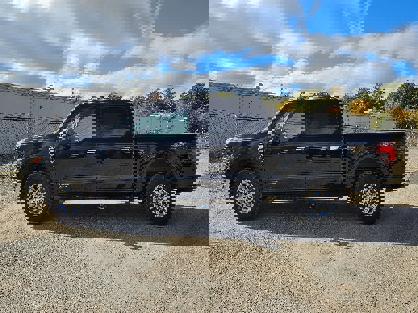 Used 2024 Ford F150 XLT w/ Mobile Office Package image 32