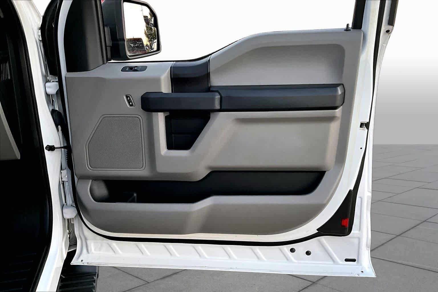 Used 2018 Ford F150 XL w/ Equipment Group 101A Mid RWD image 23