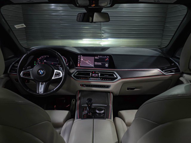 Used 2020 BMW X5 xDrive40i w/ M Sport Package image 11