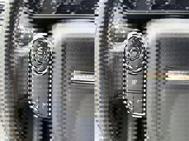 Used 2017 Land Rover Range Rover Sport SE image 20