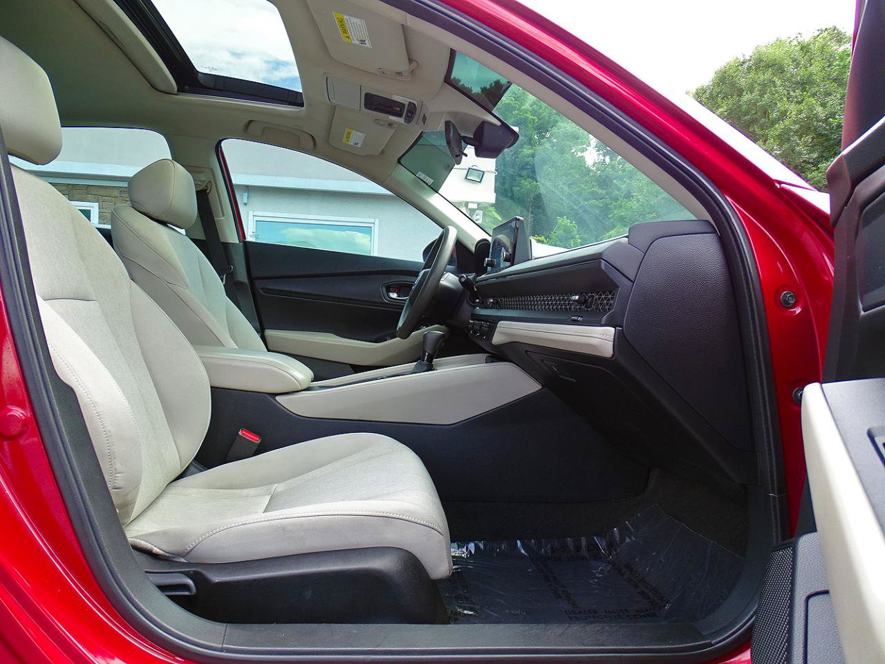 Used 2024 Honda Accord EX image 45