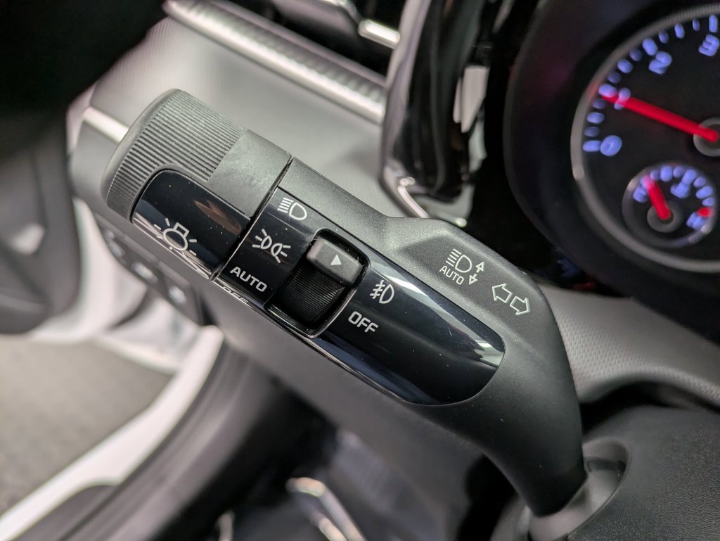 Used 2023 Kia K5 GT-Line image 17