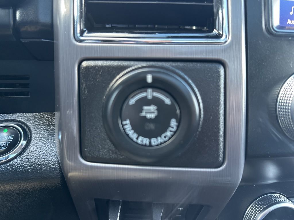 Used 2021 Ford Expedition Platinum image 28