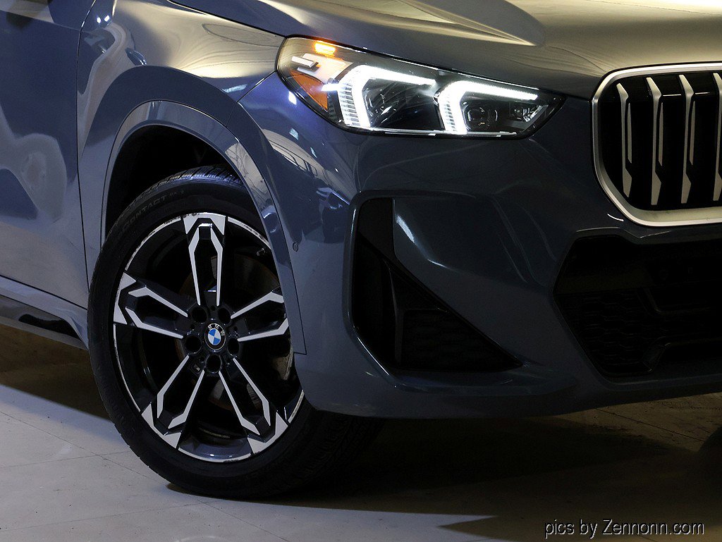 Certified 2023 BMW X1 xDrive28i w/ Premium Package AWD/4WD image 3