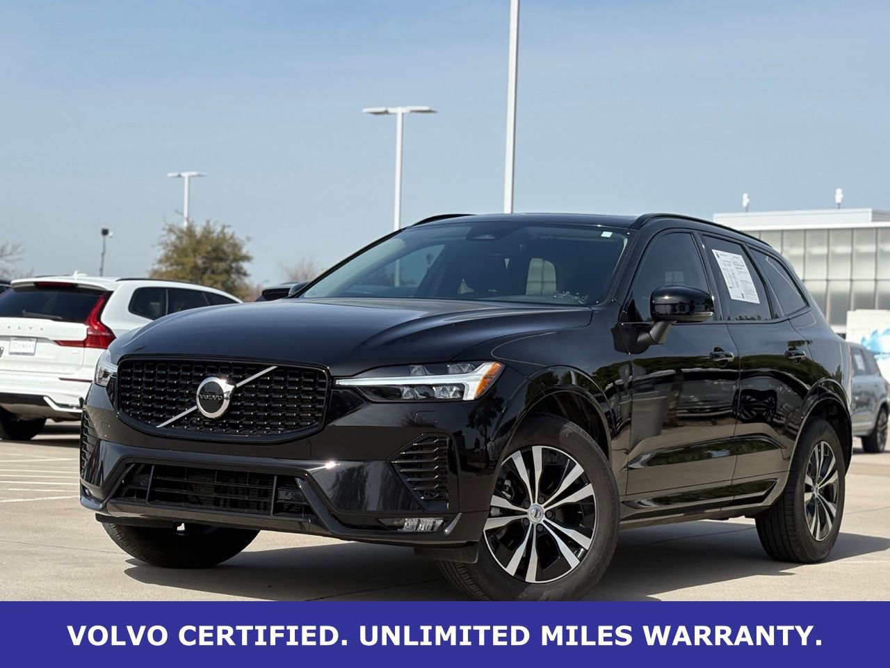 Certified 2025 Volvo XC60 B5 Core image 2