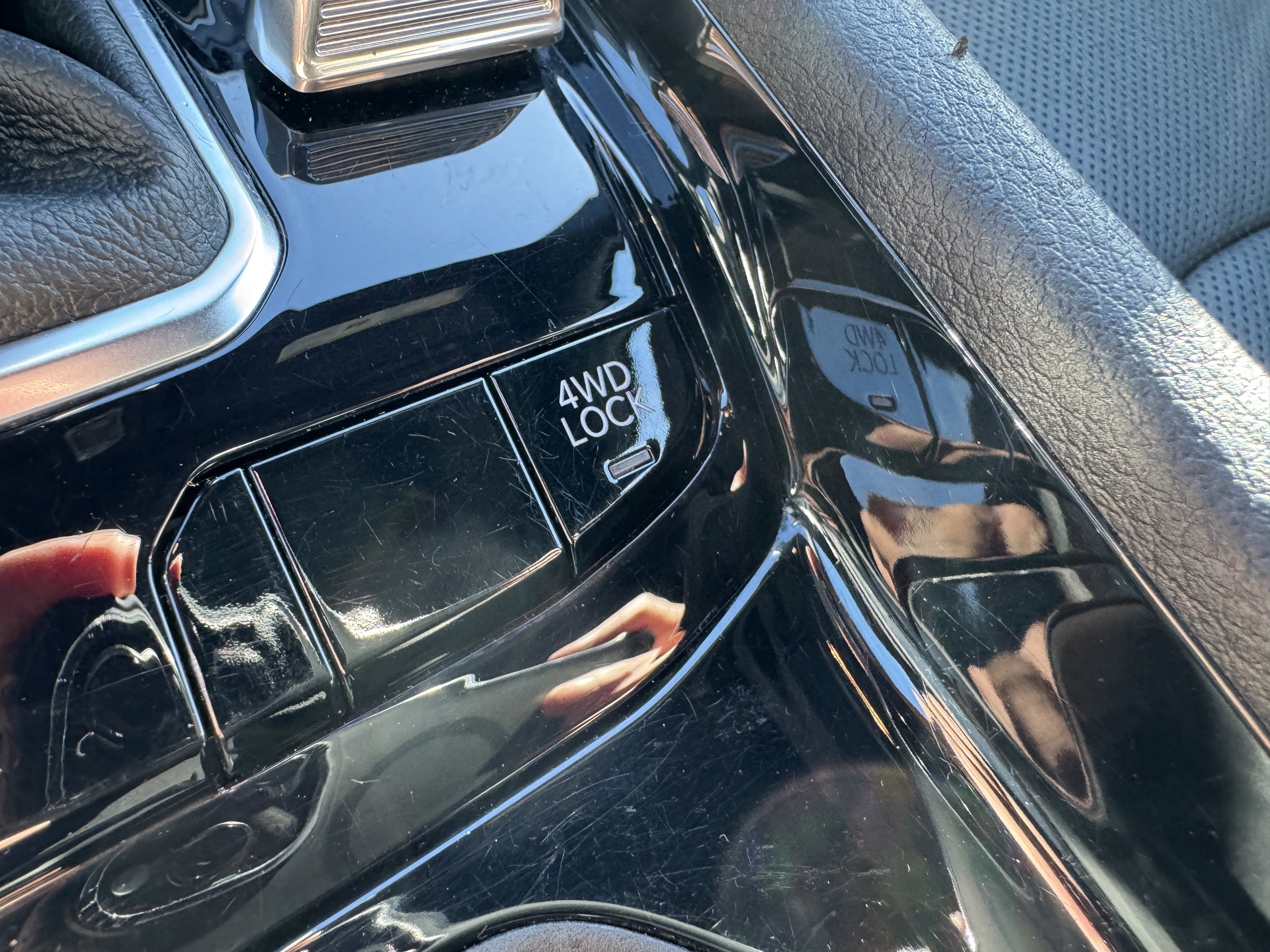 Used 2022 Jeep Compass Limited w/ (RED) Package image 32