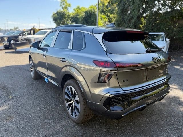 New 2026 Audi Q3 quattro 2.0T AWD/4WD image 6
