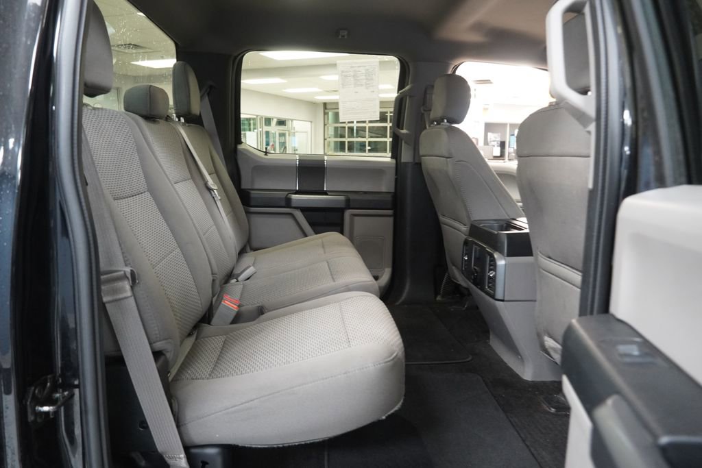 Used 2018 Ford F150 XLT w/ Trailer Tow Package image 28