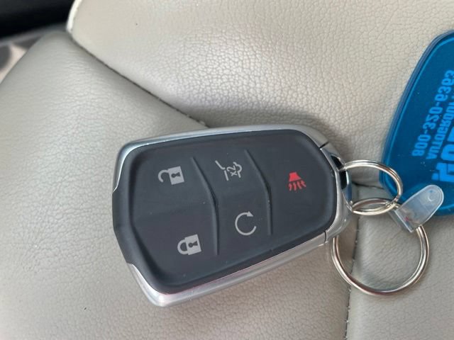 Used 2022 Cadillac XT4 Premium Luxury w/ Safety Alert Package AWD/4WD image 8