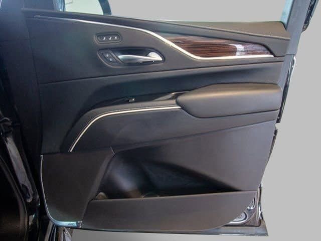 Certified 2023 Cadillac Escalade Premium Luxury image 17
