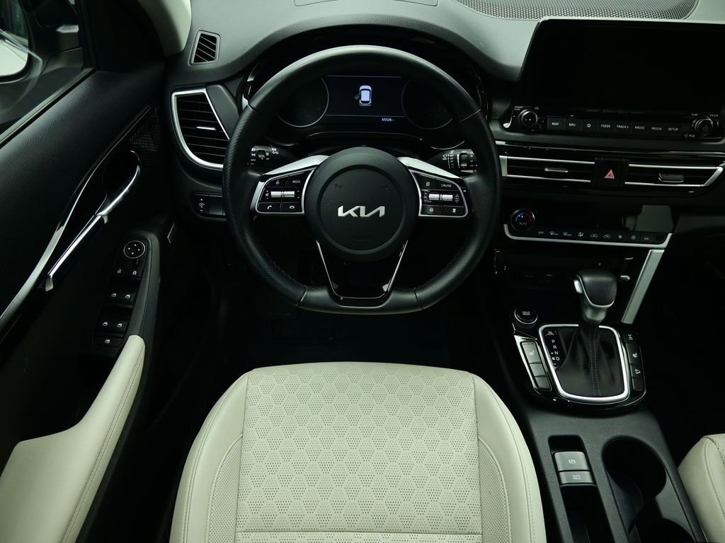 Used 2022 Kia Seltos SX image 5