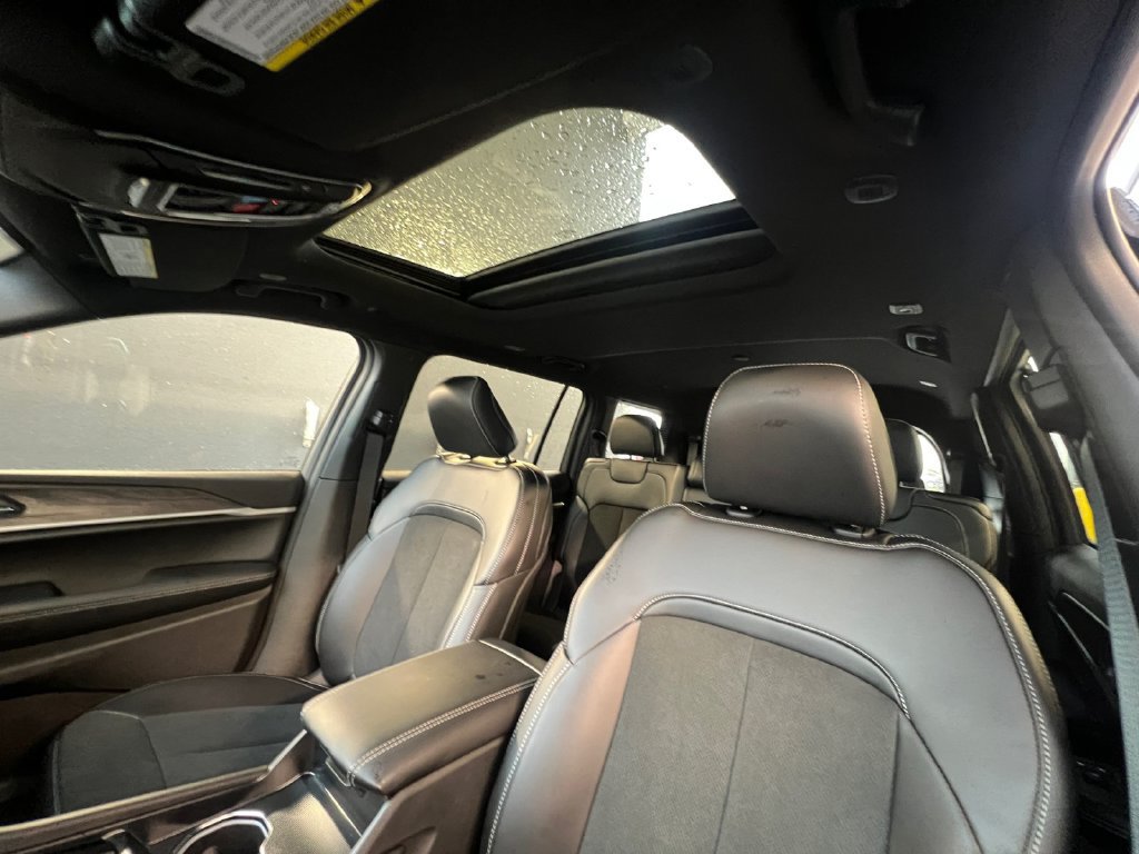 New 2027 Jeep Grand Cherokee L 4WD image 7