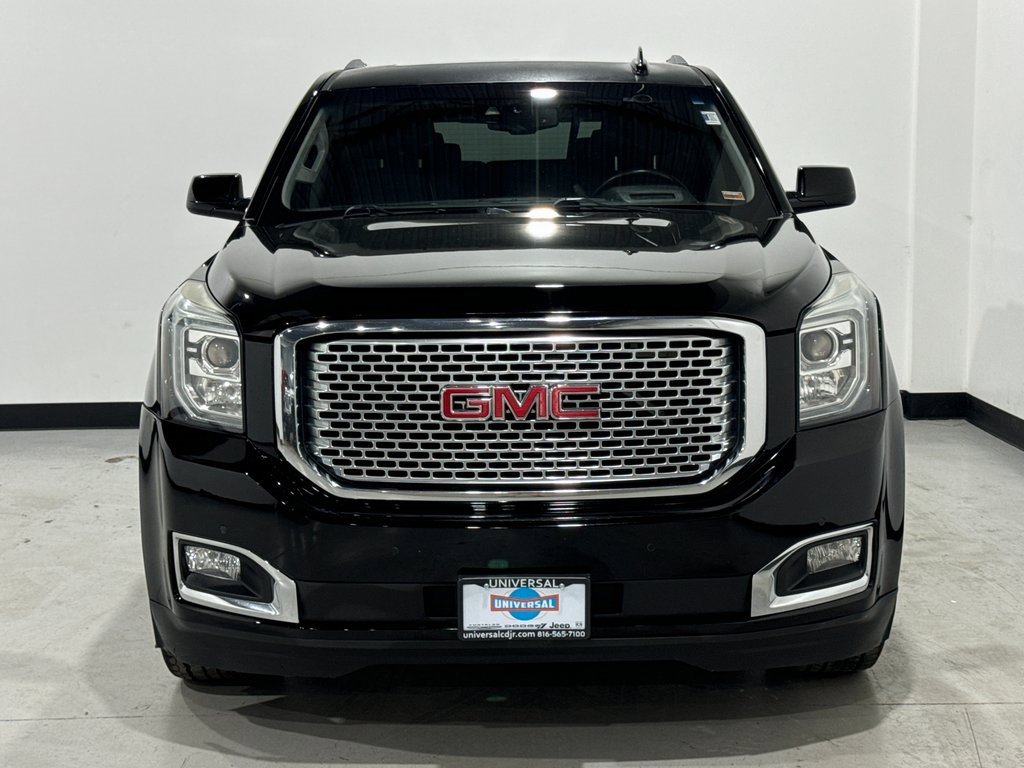 Used 2015 GMC Yukon Denali w/ Premium Package image 10