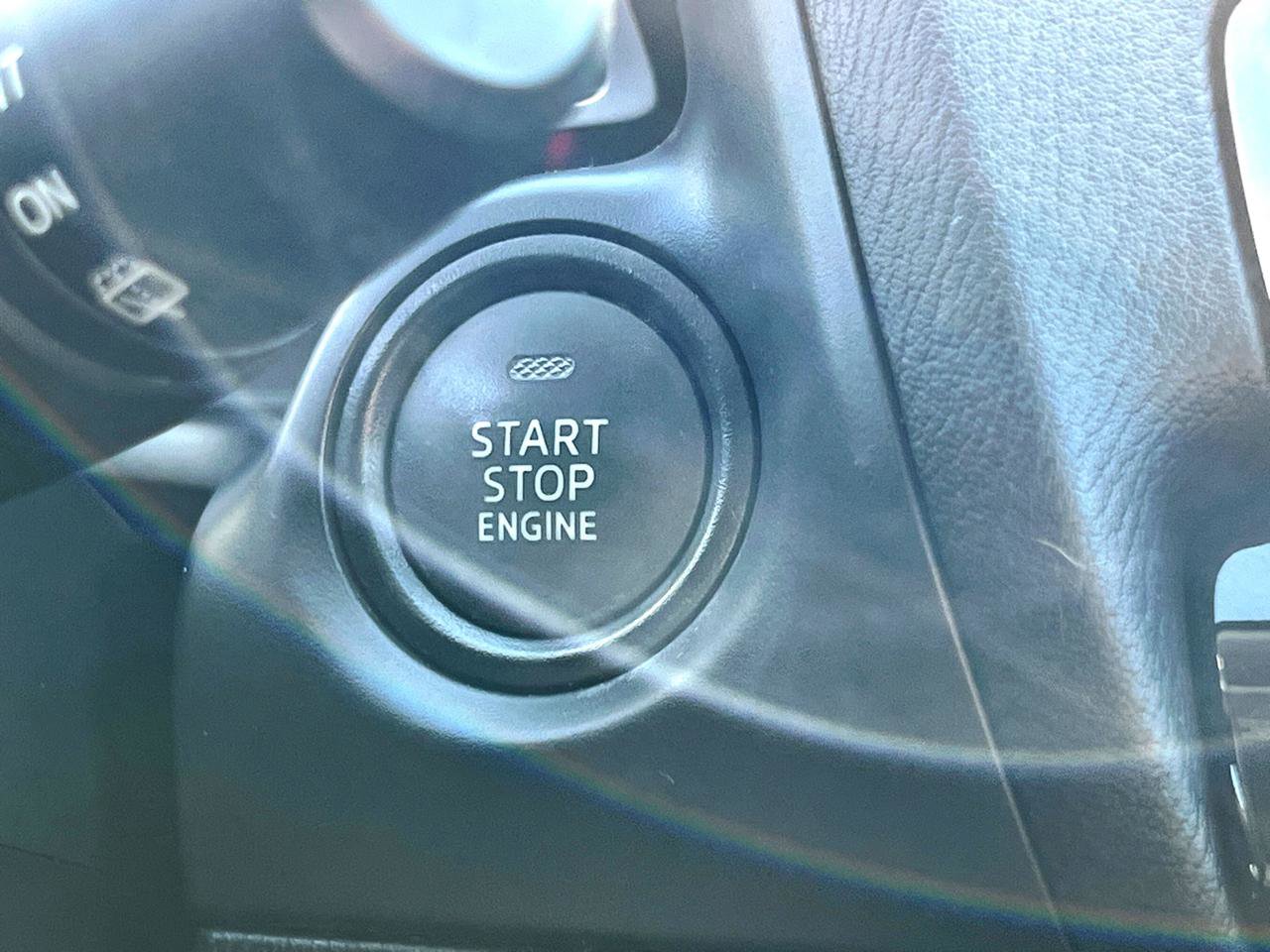 Used 2015 MAZDA MAZDA3 i Touring image 21