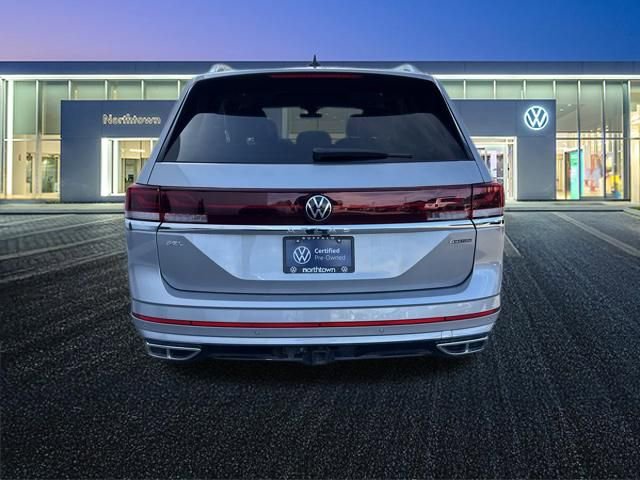Certified 2025 Volkswagen Atlas SEL Premium R-Line image 5