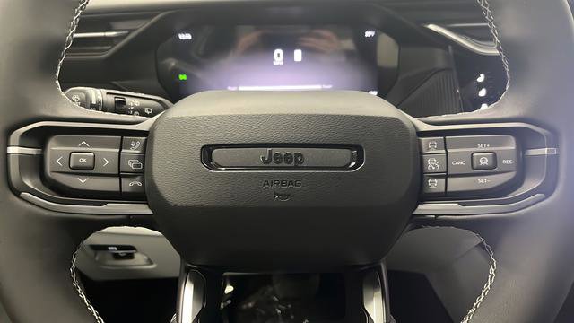 New 2026 Jeep Cherokee Overland w/ Trailer Tow Group image 15
