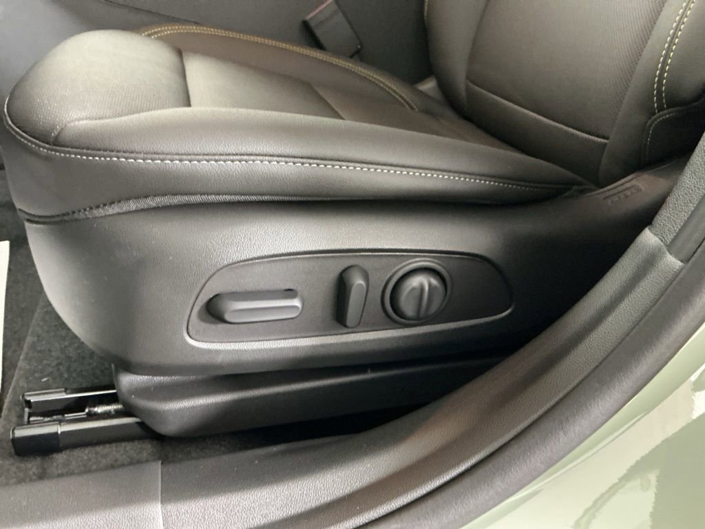 New 2026 Chevrolet Trax ACTIV image 12