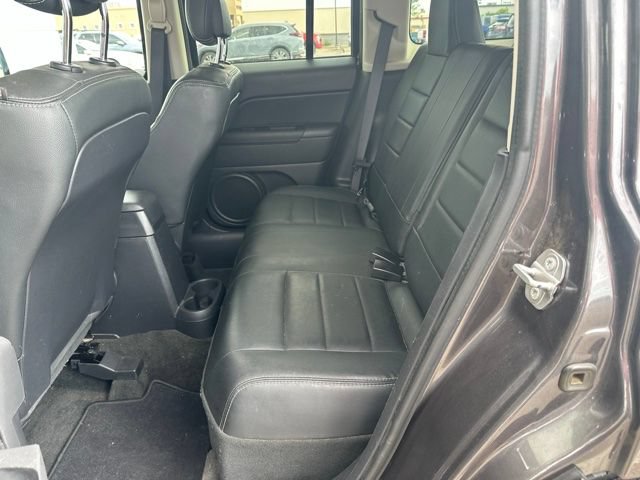 Used 2017 Jeep Patriot High Altitude FWD image 8