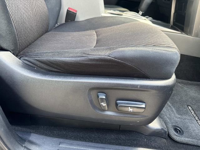 Used 2013 Toyota 4Runner SR5 image 18