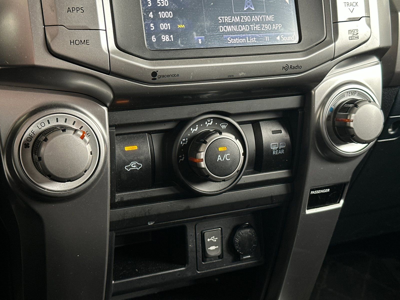 Used 2014 Toyota 4Runner SR5 image 19