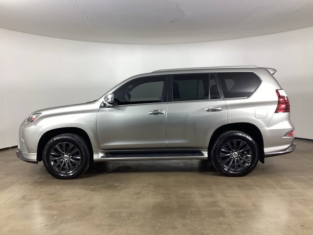 Used 2021 Lexus GX 460 Premium w/ Accessory Package AWD/4WD image 8
