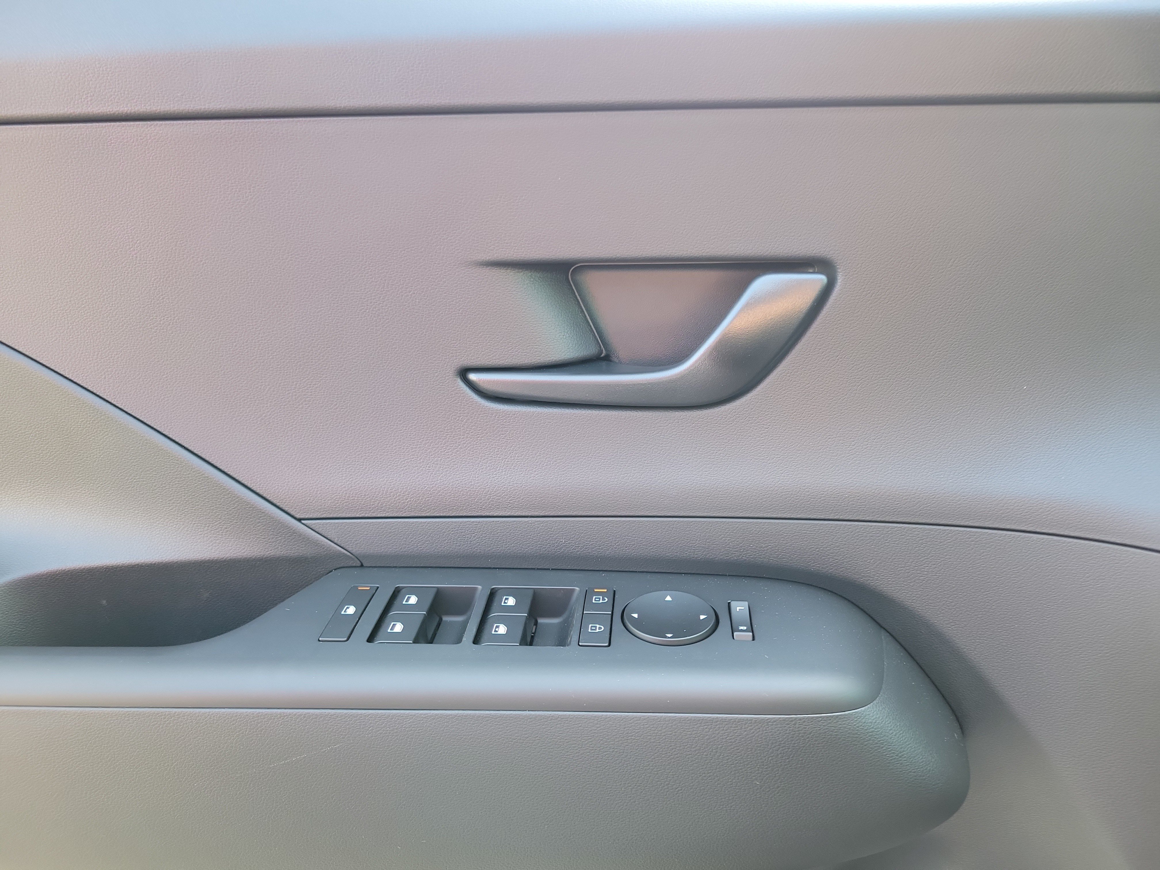 Used 2026 Hyundai Kona SEL Sport AWD/4WD image 12