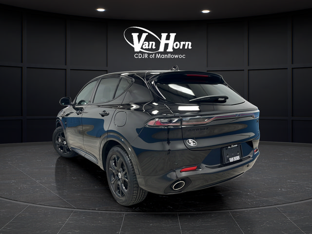 Used 2024 Dodge Hornet R/T Plus w/ R/T Blacktop Package AWD/4WD image 5